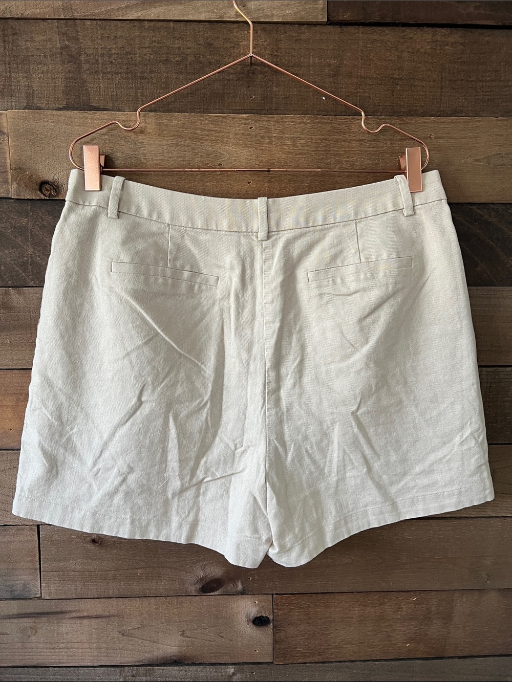 J. Crew Women's Refined Linen-Blend Structured Short in Vintage Sandstone Sz. 12 - Picture 4 of 7